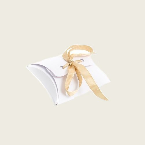 035e5d36-c4c9-4880-9511-6613e6aa84c4 Beauty Home 10 ΧΑΡΤΙΝΑ ΛΕΥΚΑ ΚΟΥΤΑΚΙΑ ΜΕ ΣΑΤΕΝ ΚΟΡΔΕΛΑ 10×7,5×2,5cm - Image 1