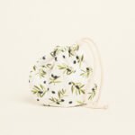 Beauty Home ΠΟΥΓΚΙ ΟΒΑΛ ΜΕ ΚΟΡΔΟΝΙ 13 x 14 cm  ΜΙΚΡΕΣ ΕΛΙΕΣ ΛΕΥΚΟ ΦΟΝΤΟ 140 CM