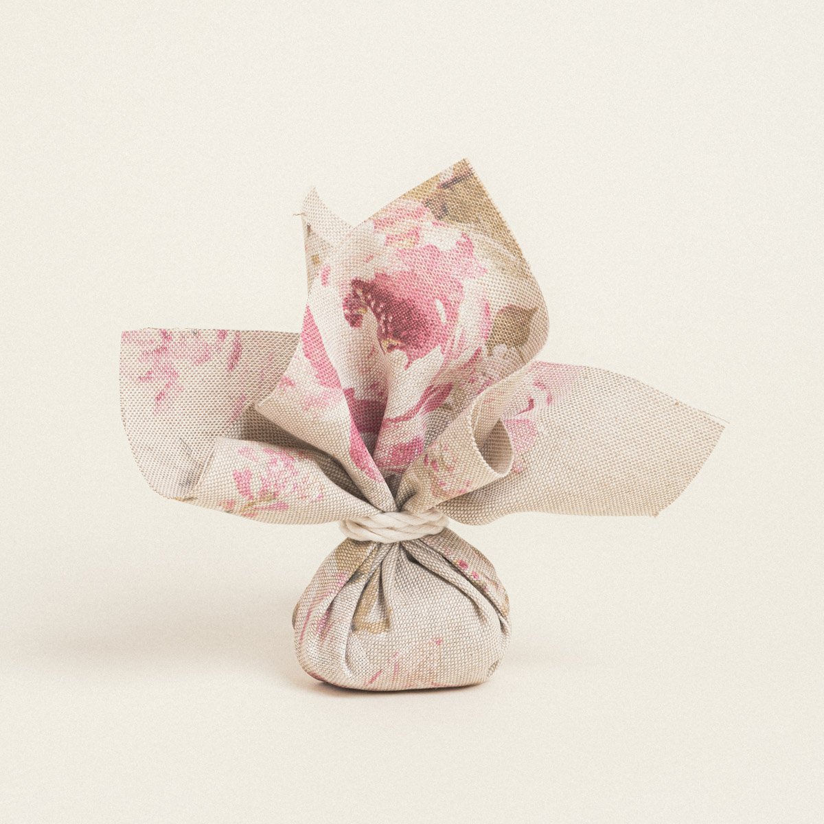 17d28d26-4c9f-43ab-8653-0feff30a36ba Beauty Home ΜΑΝΤΗΛΙ 27 x 27 cm ΚΛΑΣΙΚΟ ΦΛΟΡΑΛ ΜΠΕΖ - Image 1