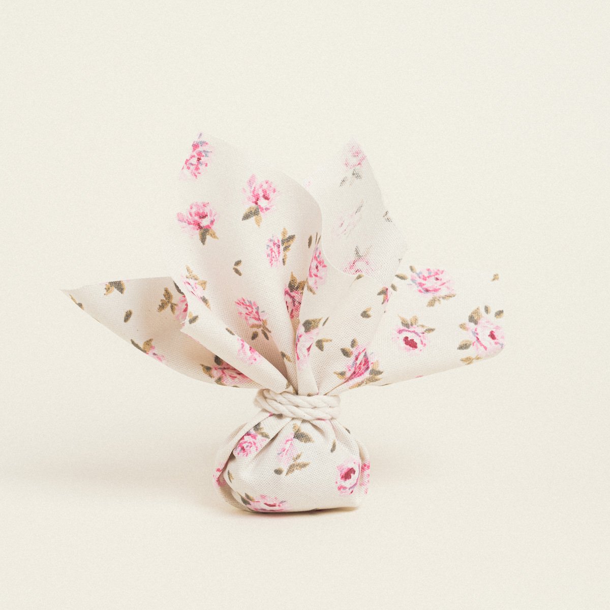 39fb8d04-e373-422e-ac6d-562f1edc983a Beauty Home ΜΑΝΤΗΛΙ 27 x 27 cm ΜΙΝΙ ΦΛΟΡΑΛ ΕΚΡΟΥ - Image 1