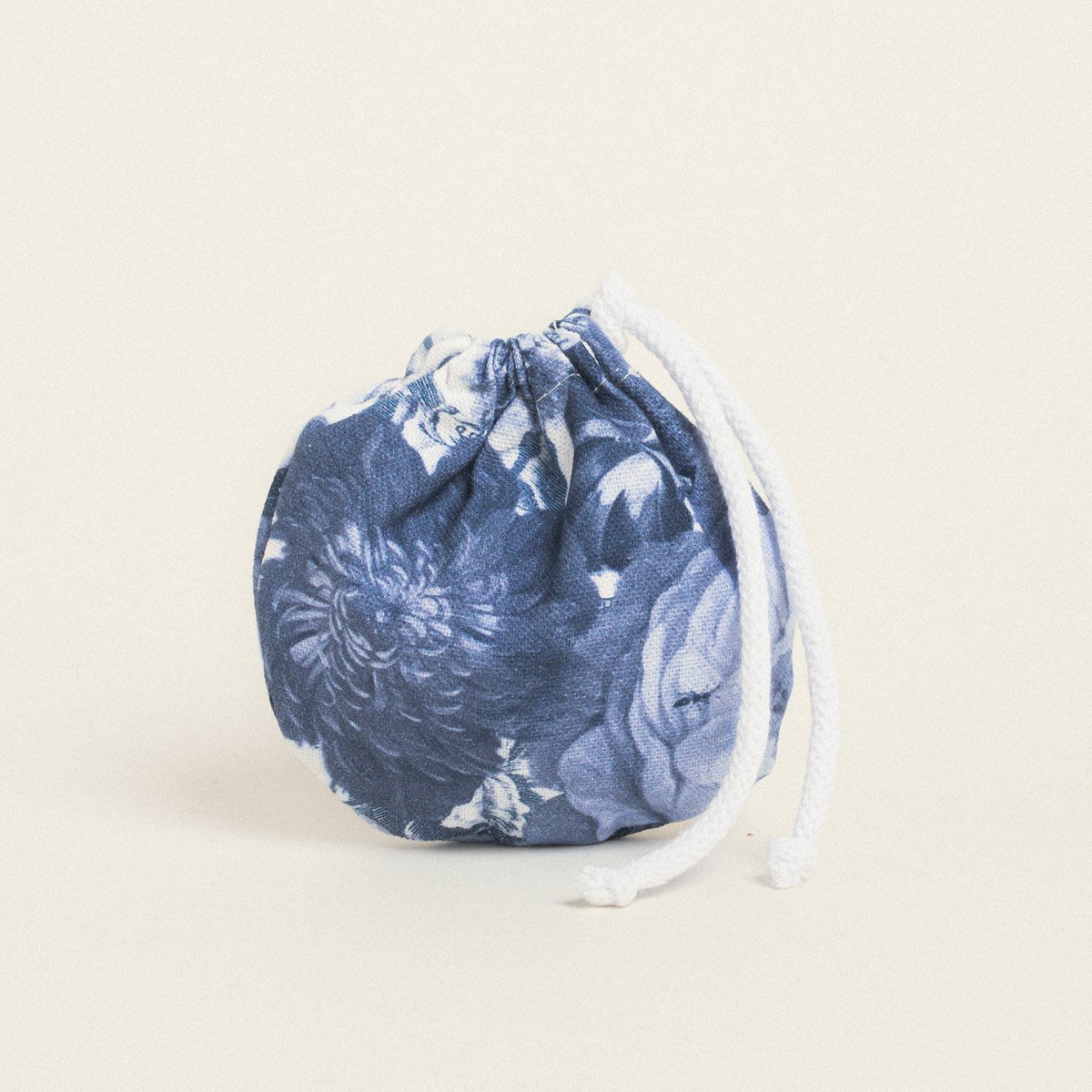 3b0f87d2-42d4-4e56-95e2-902506a5ff77-3 Beauty Home ΠΟΥΓΚΙ ΟΒΑΛ ΜΕ ΚΟΡΔΟΝΙ 13 x 14 cm ΜΠΛΕ ΛΟΥΛΟΥΔΙΑ - Image 1