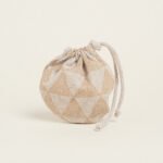 Beauty Home ΠΟΥΓΚΙ ΟΒΑΛ ΜΕ ΚΟΡΔΟΝΙ 13 x 14 cm ΤΡΙΓΩΝΑ ΜΠΕΖ ΠΟΥΑ