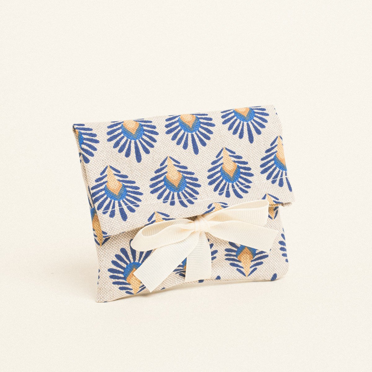 5f83ef5b-444a-41c3-b631-403da5f267d0 Beauty Home ΠΟΥΓΚΙ ΜΕ ΚΟΡΔΕΛΑ 12 x 17 cm GRAPHIC ΠΑΓΩΝΙ - Image 1