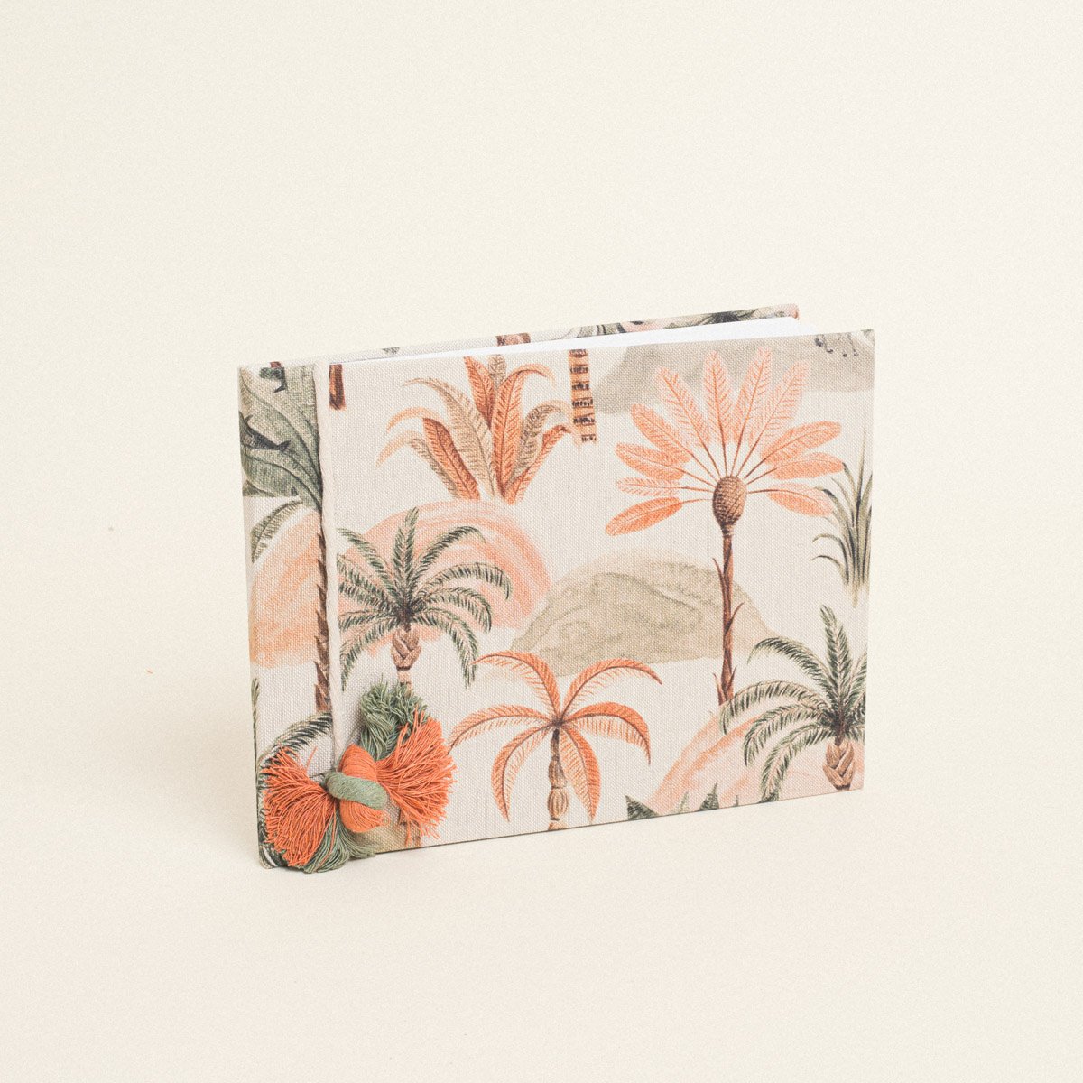 76997abd-d738-4573-b01e-fbef2023a1c5 Beauty Home ΒΙΒΛΙΟ ΕΥΧΩΝ ΦΟΙΝΙΚΟΔΑΣΟΣ - Image 1