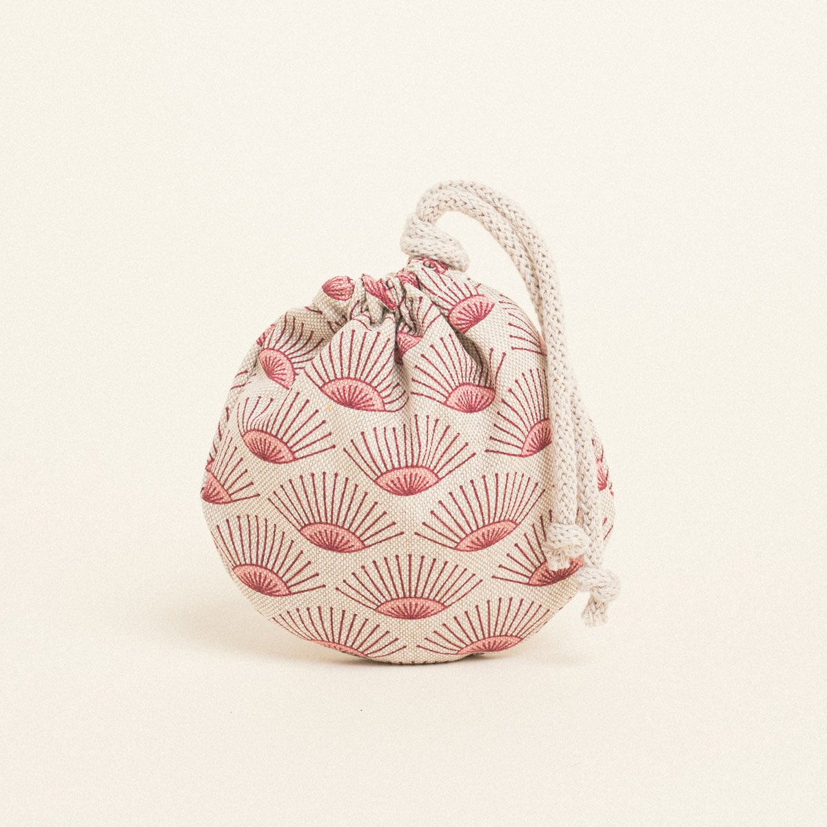 7768e291-ce76-4a89-982c-fa98cb817060 Beauty Home ΠΟΥΓΚΙ ΟΒΑΛ ΜΕ ΚΟΡΔΟΝΙ 13 x 14 cm GRAPHIC TREE - Image 1