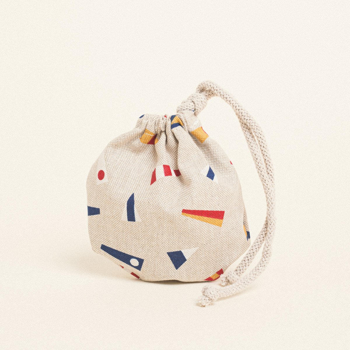 7d59808d-ef47-4924-a942-6da5e3d52598 Beauty Home ΠΟΥΓΚΙ ΟΒΑΛ ΜΕ ΚΟΡΔΟΝΙ 13 x 14 cm ΜΙΚΡΕΣ ΣΗΜΑΙΕΣ - Image 1