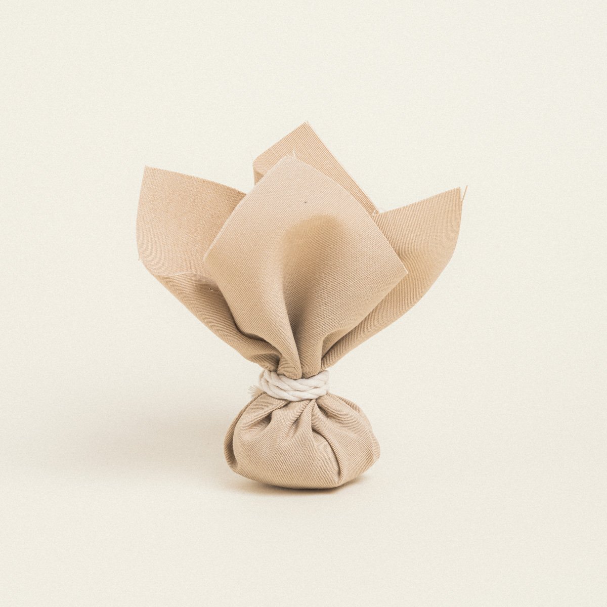 89e8f8f4-26ff-4f98-b3a2-cc5b321dcabc-3 Beauty Home ΜΑΝΤΗΛΙ 27 x 27 cm ΜΠΕΖ - Image 1