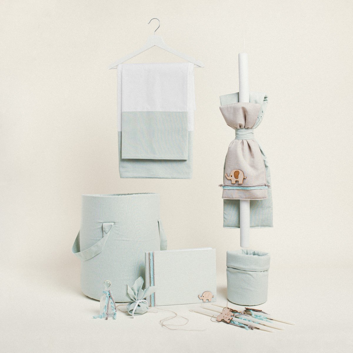 940e6c1e-46f0-48e3-990f-4ce2aabeeb77-3 Beauty Home ΣΕΤ ΒΑΠΤΙΣΗΣ ΕΛΕΦΑΝΤΑΚΙ ΒΕΡΑΜΑΝ ΧΡΥΣΟ LUREX - Image 1