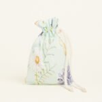 Beauty Home ΠΟΥΓΚΙ ΜΕ ΚΟΡΔΟΝΙ 12 x 17 cm ΠΟΠΛΙΝΑ ΑΝΘΗ ΣΕ ΒΕΡΑΜΑΝ ΦΟΝΤΟ