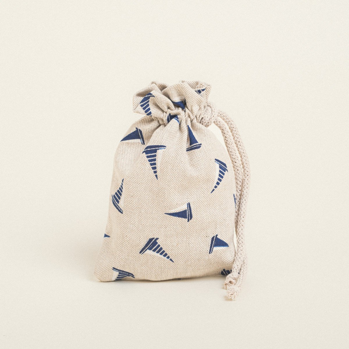 d89b756e-0b99-4867-a59f-6cbd78e2ba84-3 Beauty Home ΠΟΥΓΚΙ ΜΕ ΚΟΡΔΟΝΙ 12 x 17 cm ΜΙΝΙ ΙΣΤΙΟΦΟΡΑ - Image 1