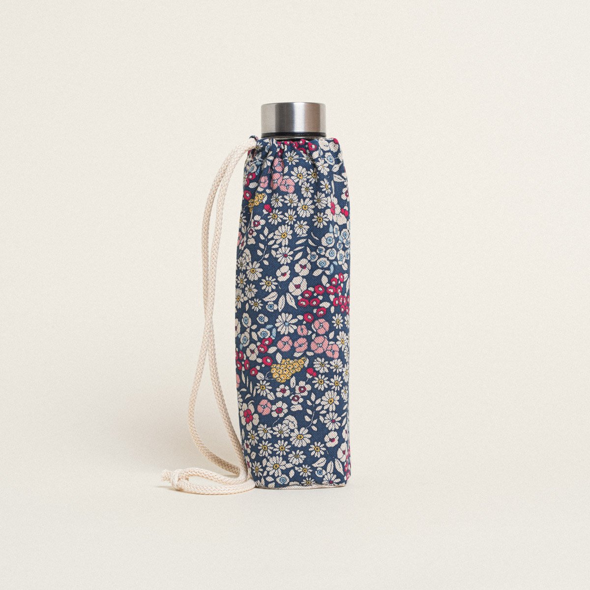 e95cb848-16f9-475f-bd86-e7d5773865d7 Beauty Home ΘΗΚΗ ΓΙΑ ΜΠΟΥΚΑΛΙ ΜΕ ΚΟΡΔΟΝΙ 22 x 12 cm ΜΠΛΕ ΦΛΟΡΑΛ - Image 1