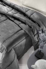 Πάπλωμα Υπέρδιπλο 220×240 Guy Laroche Scarlett Carbon Suede - Image 2