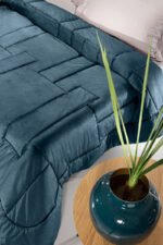 Πάπλωμα King Size 250×240 Guy Laroche Scarlett Blue Suede - Image 3