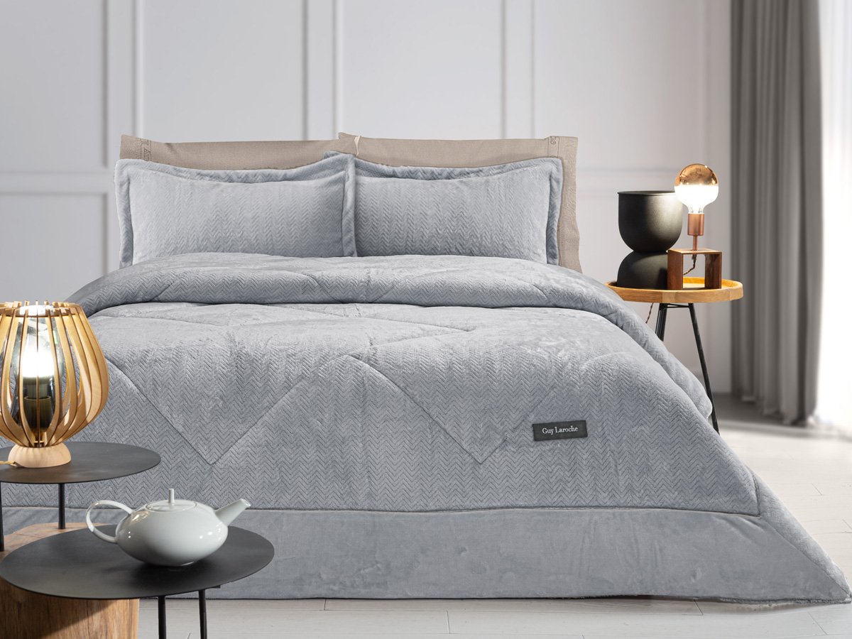 1111086225074 Κουβερτοπάπλωμα King Size 240×260 Guy Laroche Moore Silver - Image 1
