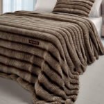 Γούνινη Κουβέρτα UltraSoft King SIze 260×240 Guy Laroche Gazelle Beige