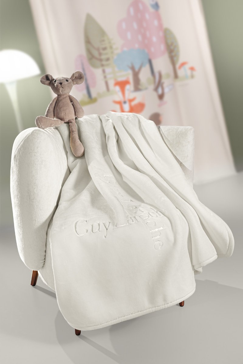 1113086225008 Βρεφική Κουβέρτα Βελουτέ Κούνιας 110×140 Guy Laroche Logo Ivory - Image 1