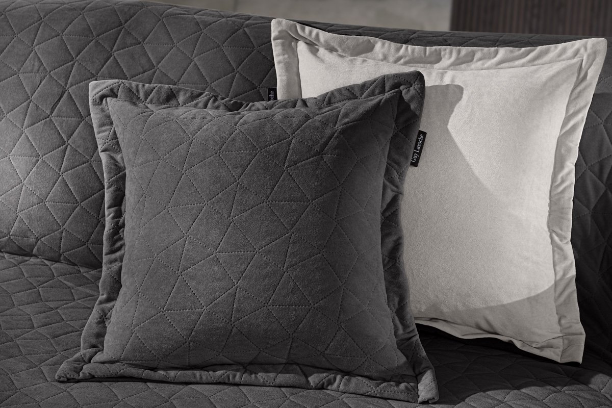 1116086225002 Διακοσμητική Μαξιλαροθήκη 40×40+3 Guy Laroche Avalon Carbon - Image 1