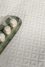 Τραπεζομάντηλο 160×220 Guy Laroche Horizon Linen - Image 2