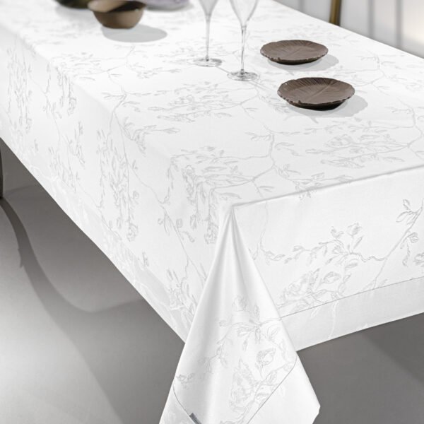 Τραπεζομάντηλο 160×220 Guy Laroche Country White