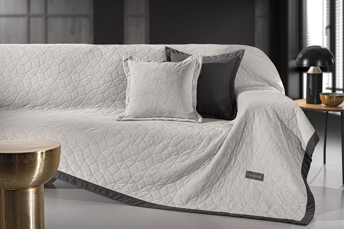 1133086225010 Σετ Ριχτάρι Τριθέσιου 170×300 & Μαξιλαροθήκη 45×45+3 Guy Laroche Avalon Elephant - Image 1