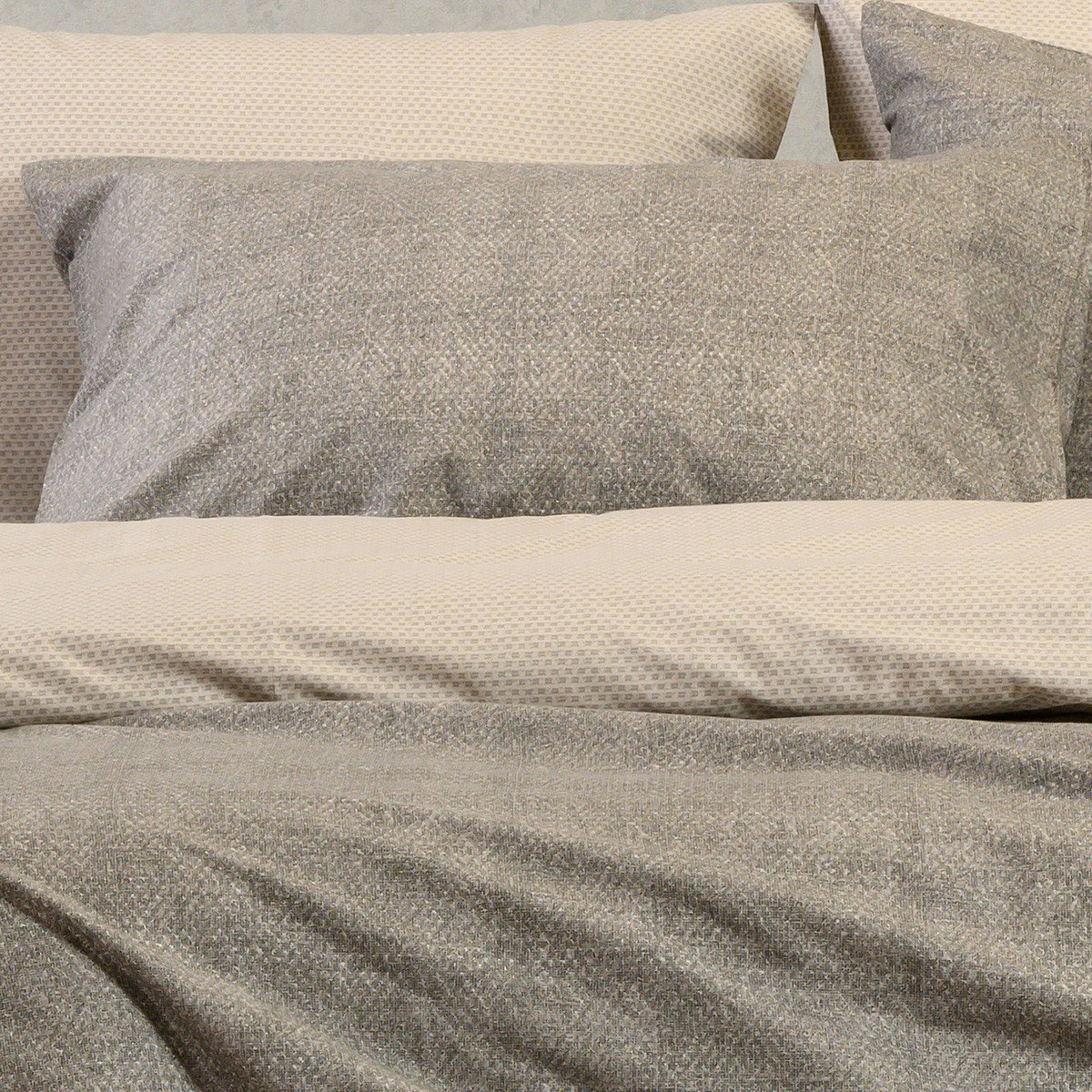 20632 ΣΕΤ ΜΑΞΙΛΑΡΟΘΗΚΕΣ (Π) LUCA GREY ULTRA LINE (50X70) MELINEN - Image 1