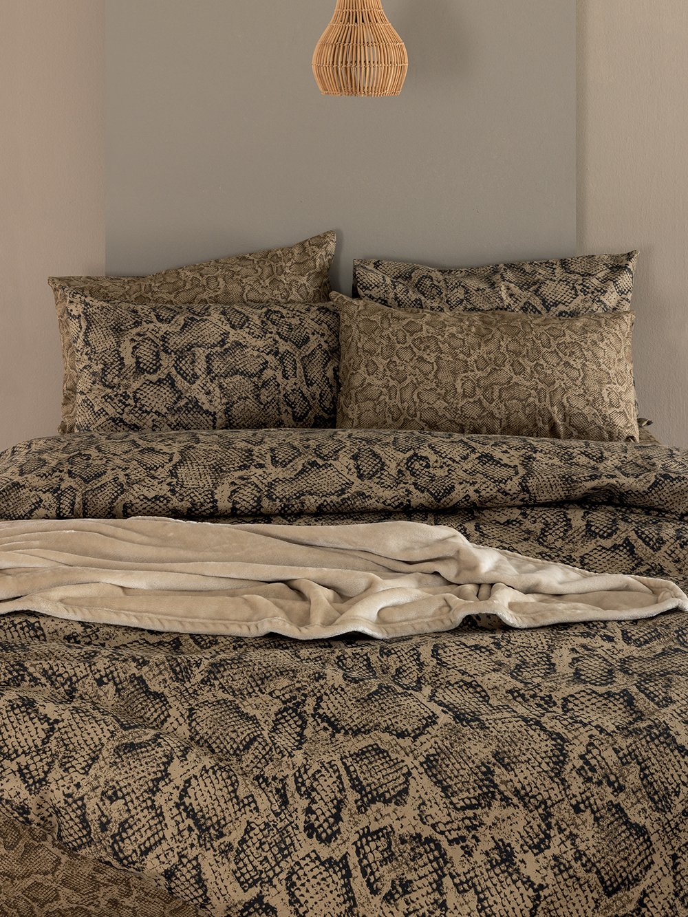 5205857297879_4 Σετ Μονά Σεντόνια Flannel Beauty 110x200+32 FB0243 Με Λάστιχο Καφέ Palamaiki - Image 1