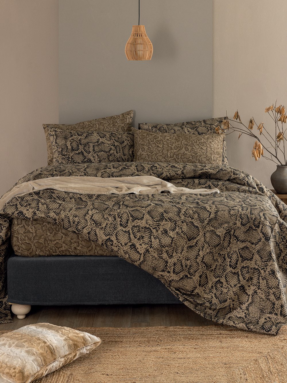 5205857298074_4 Σετ Σεντόνια Υπέρδιπλα Flannel Beauty 170x200+32 FB0243 Με Λάστιχο Καφέ Palamaiki - Image 1