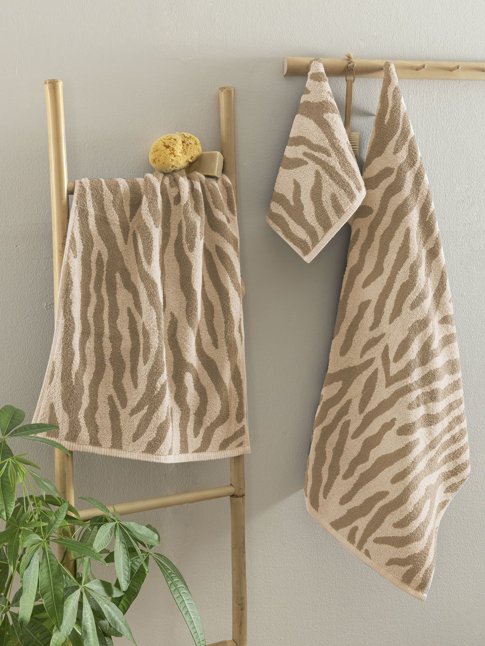 5205857298722_2 Πετσέτα Προσώπου Towels Collection 50x90 ZEB FOG Εκρού Palamaiki - Image 1