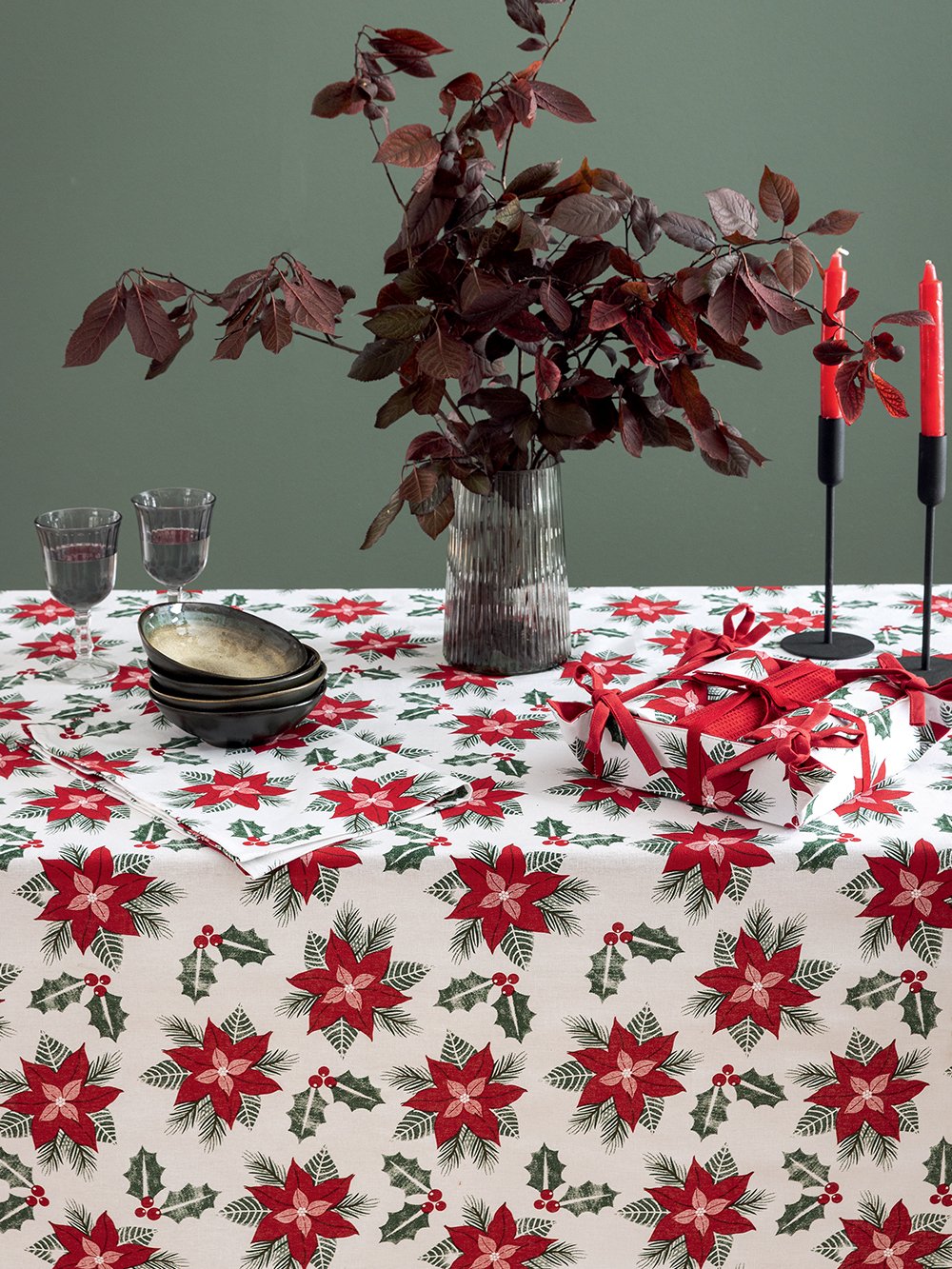 5205857300074_2 Τραπεζομάντηλο Christmas Collection 140x220 CC101 Λευκό Palamaiki - Image 1