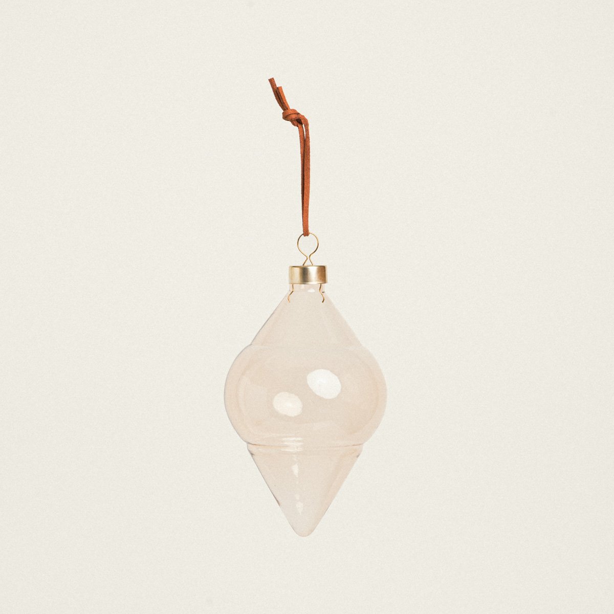 5299999215594 Beauty Home ΓΥΑΛΙΝΟ ΣΤΟΛΙΔΙ 8 CM B MOKA - Image 1