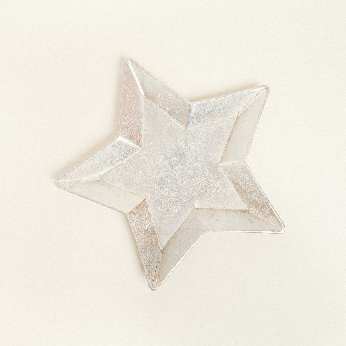 9bad3c80-f923-4f60-b183-49fa5be45409 Beauty Home ΜΕΤΑΛΛΙΚΟΣ ΔΙΣΚΟΣ ΑΣΤΕΡΙ ΑΣΗΜΙ 36,5 x 38 x 2,5 CM - Image 1