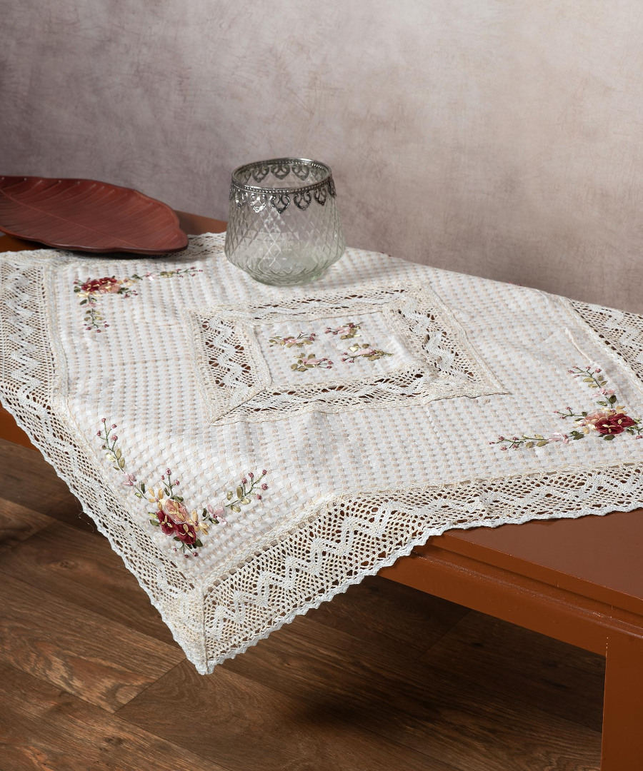 004 Καρέ με ροκοκό και πλεκτό (90cm x 90cm) 001 SilkFashion - Image 1