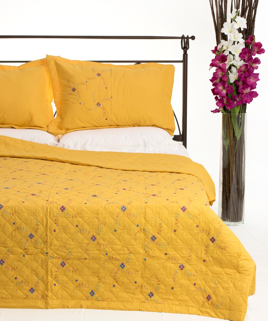 024kitrinoa ΚΟΥΒΕΡΛΙ σετ (160cm x 220cm + 1 x 50cm x 70cm) 024 κίτρινο SilkFashion - Image 1