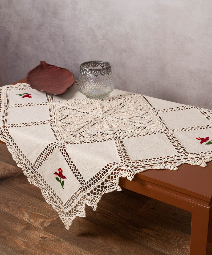 030kokkino Καρέ με πλεκτό και απλικέ (90cm x 90cm) 030 κόκκινο λουλούδι SilkFashion - Image 1