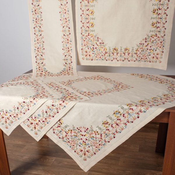 Σετ 5 τεμαχίων (90cm x 90cm, 45cm x 110cm, 130cm x 130cm, 2x60cm x 60cm) 1503 SilkFashion
