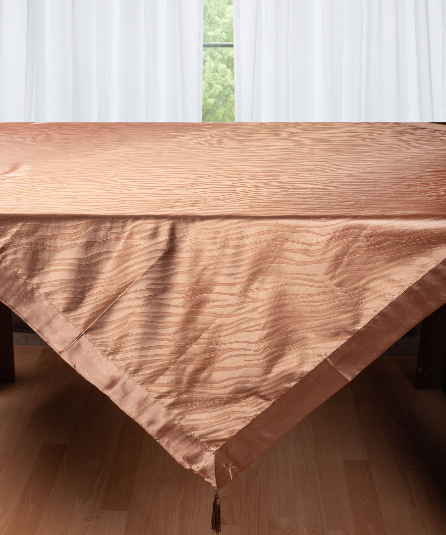 2009kafe-2 Σατέν τραπεζομάντηλο 2009 (130cm x 160cm) καφέ SilkFashion - Image 1