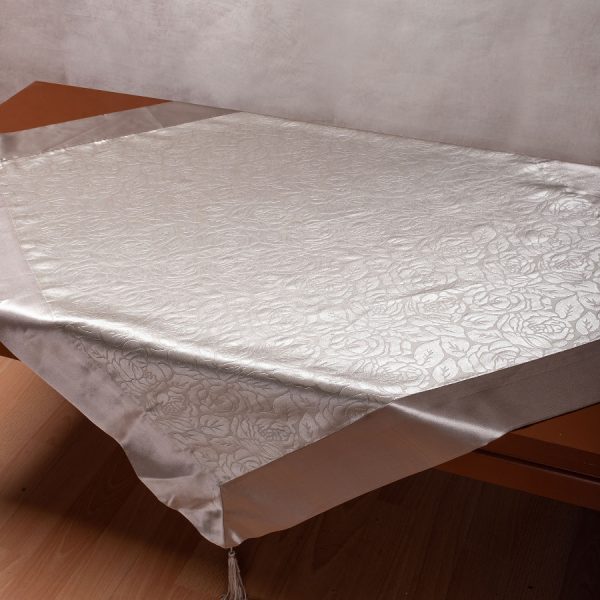Σατέν τραπεζοκαρέ 2009 λουλούδι (130cm x 130cm) γκρί SilkFashion