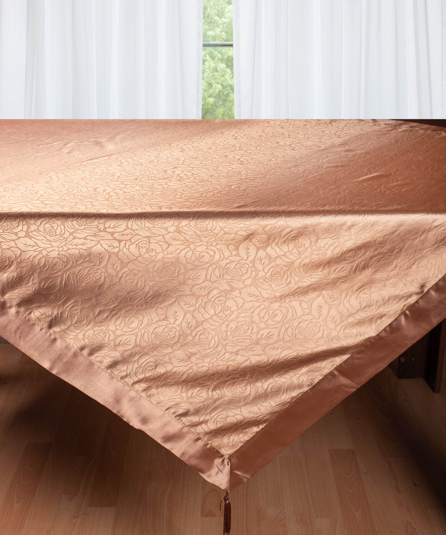 2009louloudikafe-3 Σατέν τραπεζοκαρέ 2009 λουλούδι (130cm x 130cm) Καφέ SilkFashion - Image 1