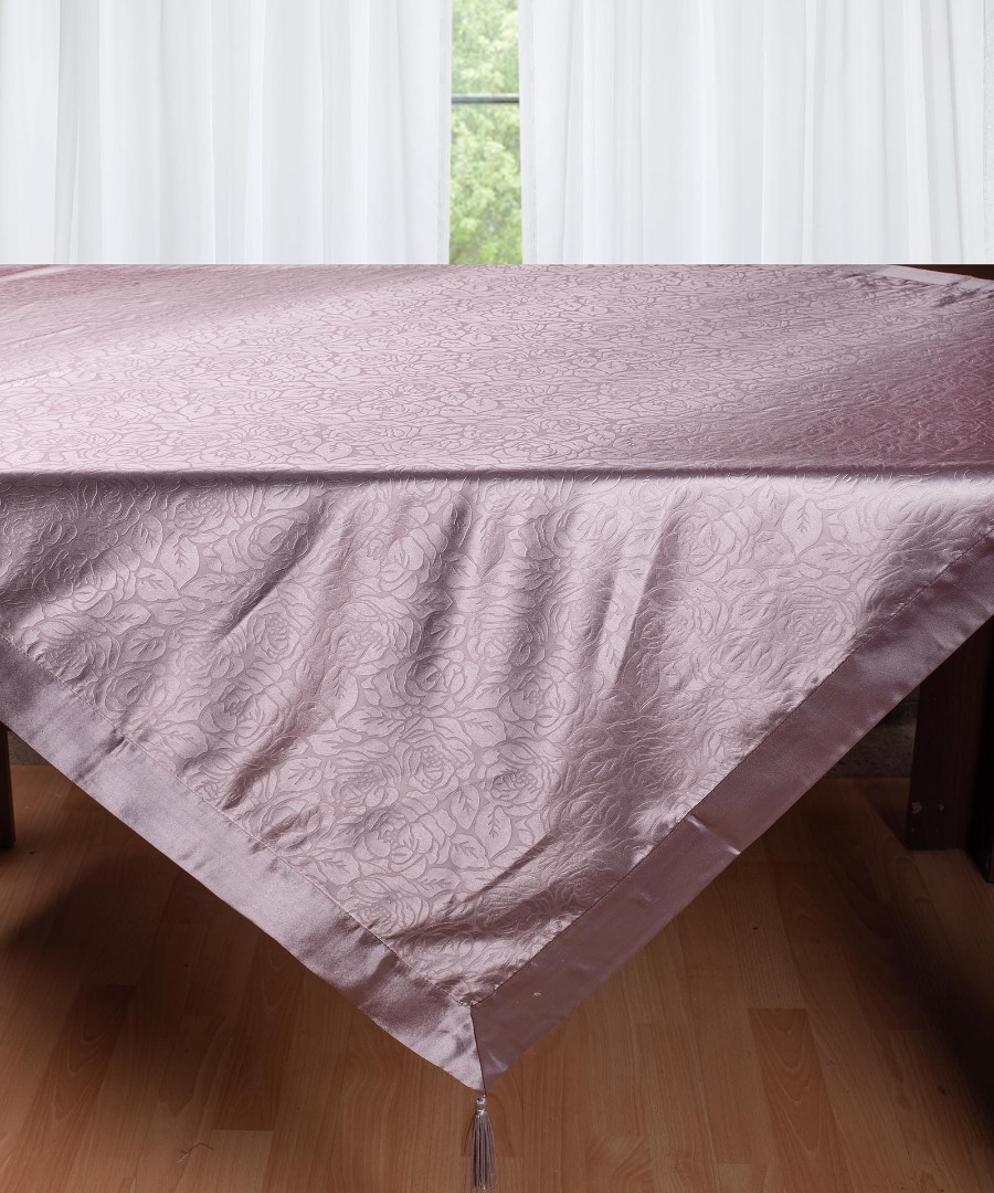 2009louloudimov-3 Σατέν τραπεζοκαρέ 2009 λουλούδι (130cm x 130cm) μώβ SilkFashion - Image 1