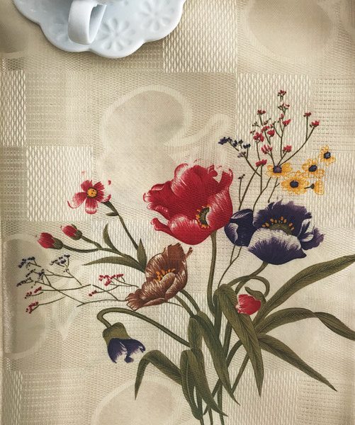 Αλέκιαστο τραπεζομάντηλο 2011 (170cm x 220cm) μπέζ SilkFashion