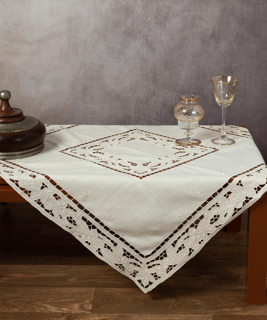 2154ecru Χειροποίητο κοφτό καρέ 2154 (90cm x 90cm) εκρού SilkFashion - Image 1