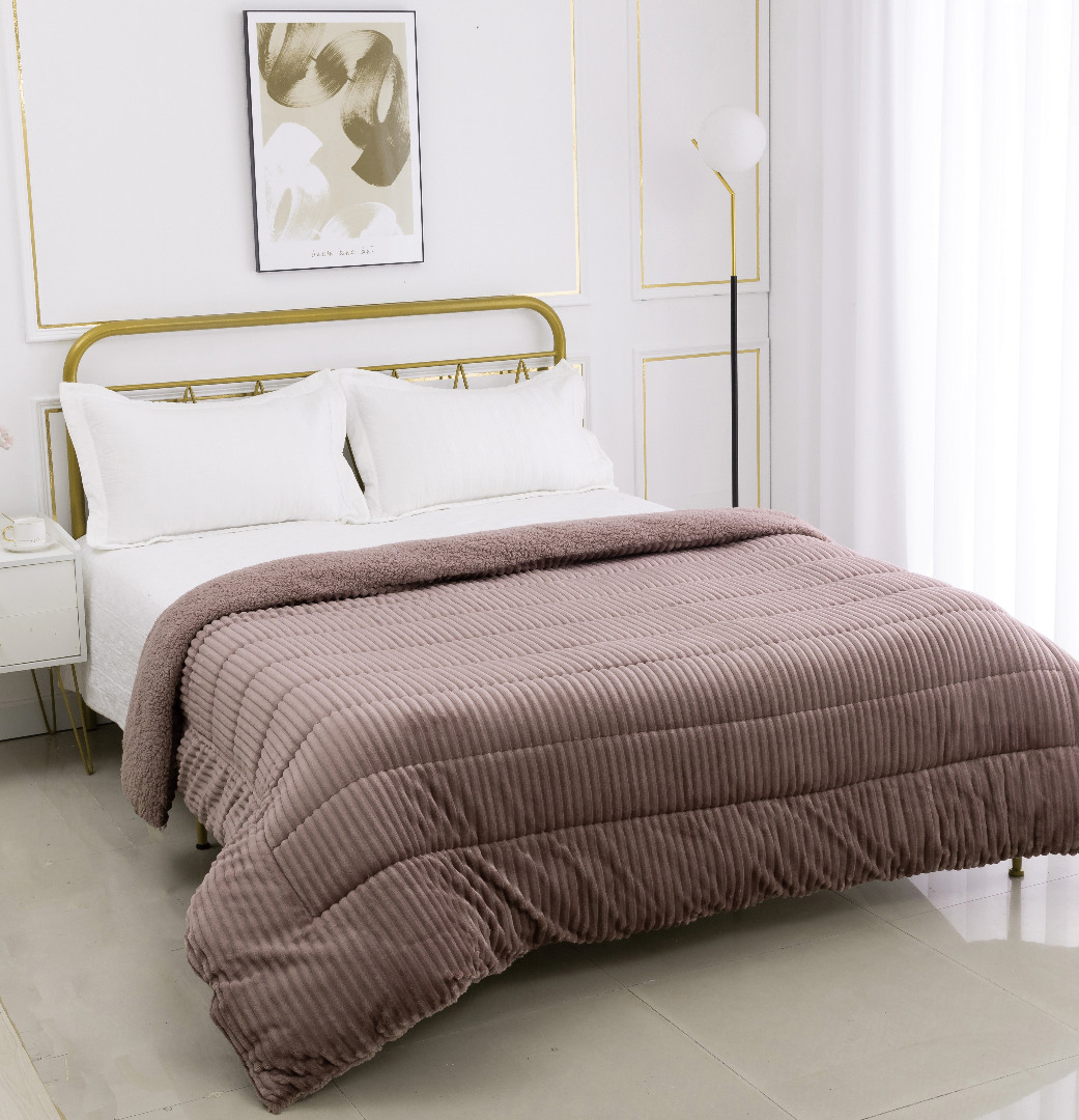 22棉-1 Κουβερτοπάπλωμα kotle (220cm x 240cm) syklamen SilkFashion - Image 1