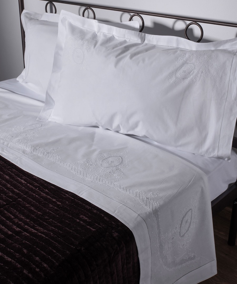 2471-1 ΧΕΙΡΟΠΟΙΗΤΟ ΣΕΝΤΟΝΙ 2471 ΤΡΙΩΝ ΤΕΜΑΧΙΩΝ (225CM X 270CM) ΛΕΥΚΟ SilkFashion - Image 1