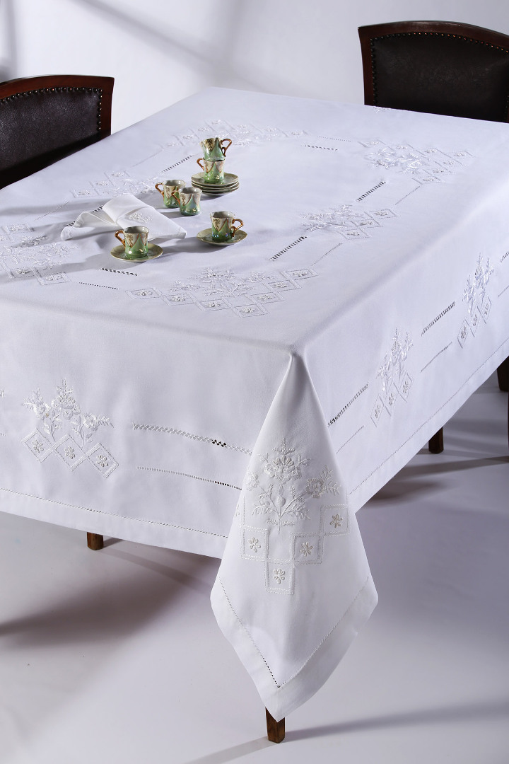 373 Χειροποίητο τραπεζομάντηλο 373 (170cm x 220cm) Λευκό SilkFashion - Image 1