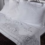 ΧΕΙΡΟΠΟΙΗΤΟ ΠΛΕΚΤΟ ΣΕΝΤΟΝΙ 5088 ΤΕΣΣΑΡΩΝ ΤΕΜΑΧΙΩΝ (225CM X 270CM) ΛΕΥΚΟ SilkFashion