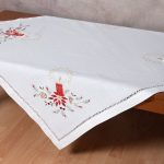 Χριστουγεννιάτικο τραπεζοκαρέ (135cm x 135cm) 5876 SilkFashion