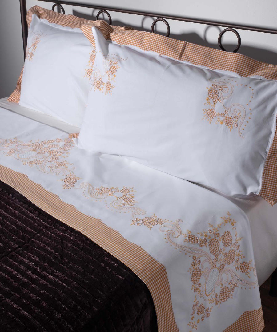 644-1kafe ΧΕΙΡΟΠΟΙΗΤΟ ΣΕΝΤΟΝΙ 644-1 ΤΡΙΩΝ ΤΕΜΑΧΙΩΝ (225CM X 270CM) ΚΑΦΕ SilkFashion - Image 1