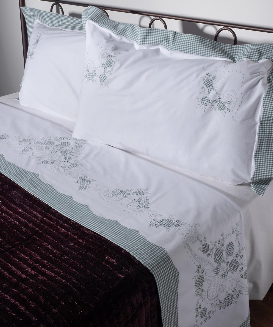 644-1prasino ΧΕΙΡΟΠΟΙΗΤΟ ΣΕΝΤΟΝΙ 644-1 ΤΡΙΩΝ ΤΕΜΑΧΙΩΝ (225CM X 270CM) ΠΡΑΣΙΝΟ SilkFashion - Image 1