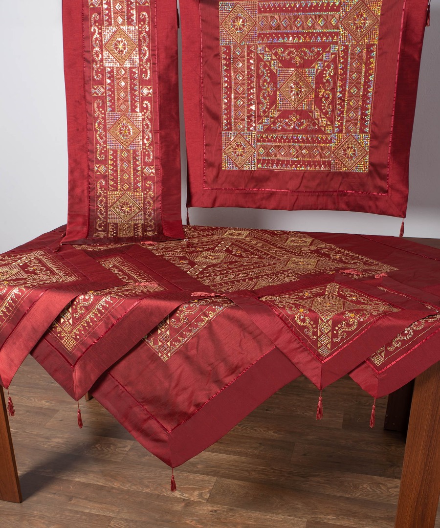 703xn-48bornto-2 Σετ 7 τεμαχίων (85cm x 85cm, 40cm x 110cm, 130cm x 130cm, 2x45cm x 45cm, 2x55cm x 55cm) 703 ΧΝ-48 Μπορντώ SilkFashion - Image 1