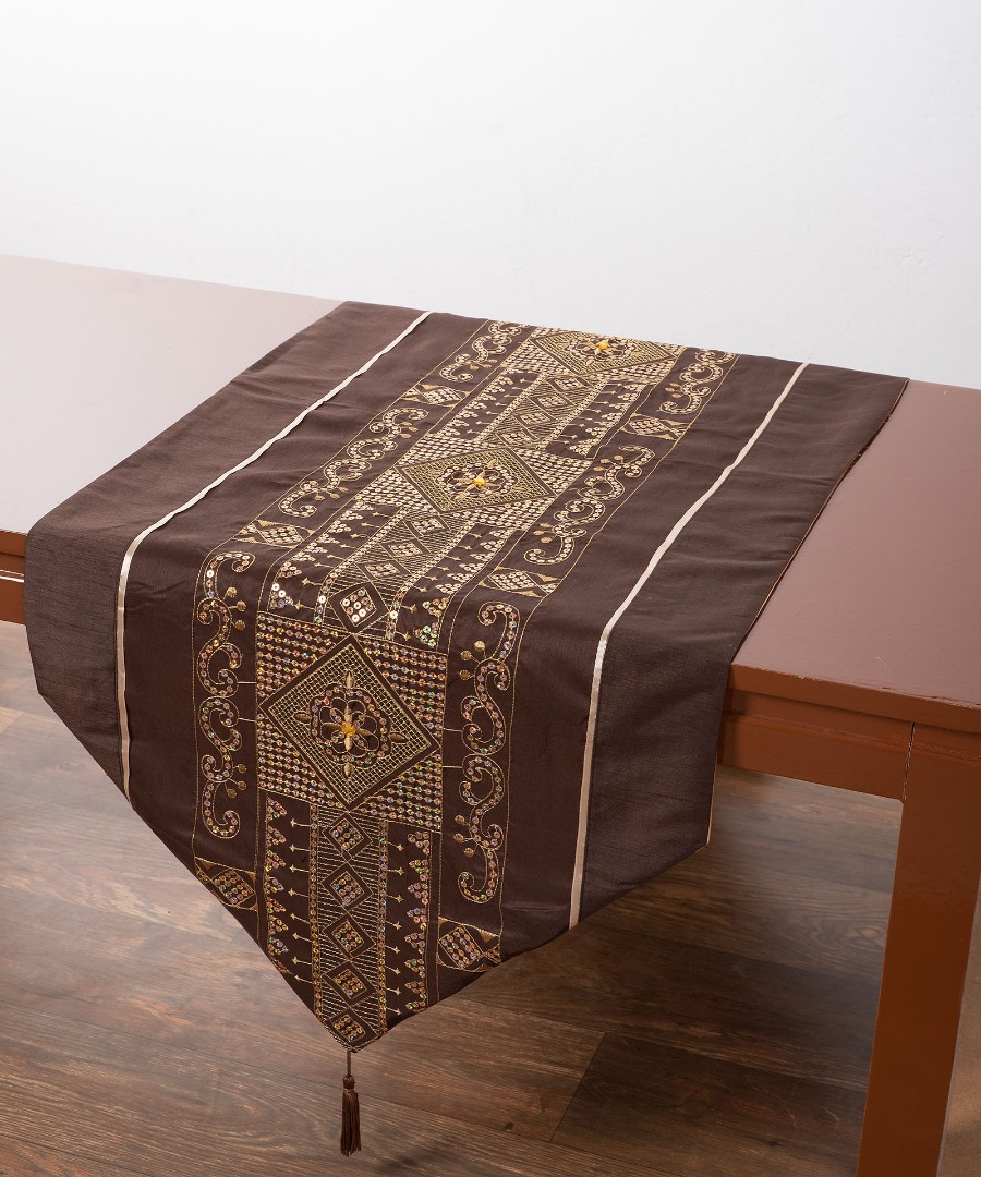 703xn-48kafe Τραβέρσα (50cm x 145cm) 703 ΧΝ-48 Καφέ SilkFashion - Image 1